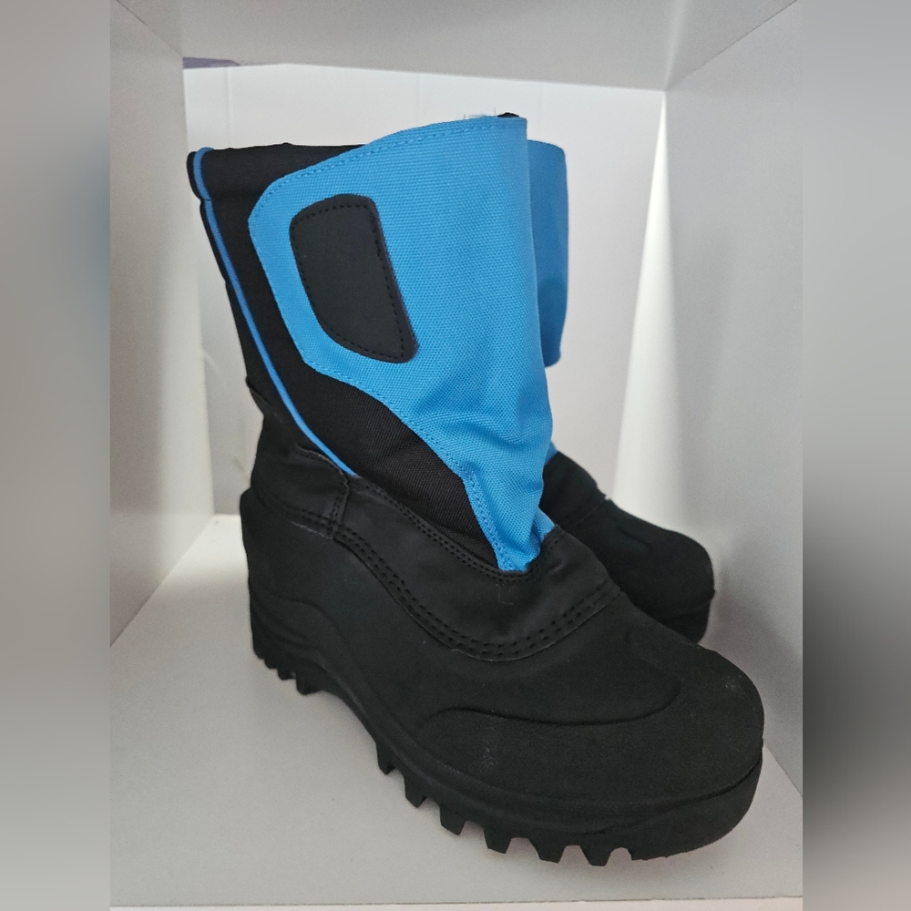 Kids Black and Blue Winter Boots